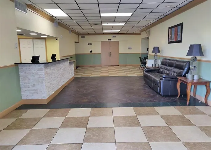 Columbus Grand Hotel & Banquet Center