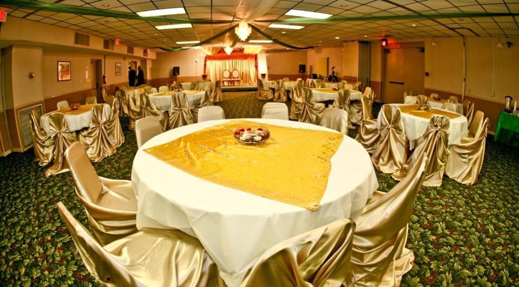Hotel Grand & Banquet Center Columbus